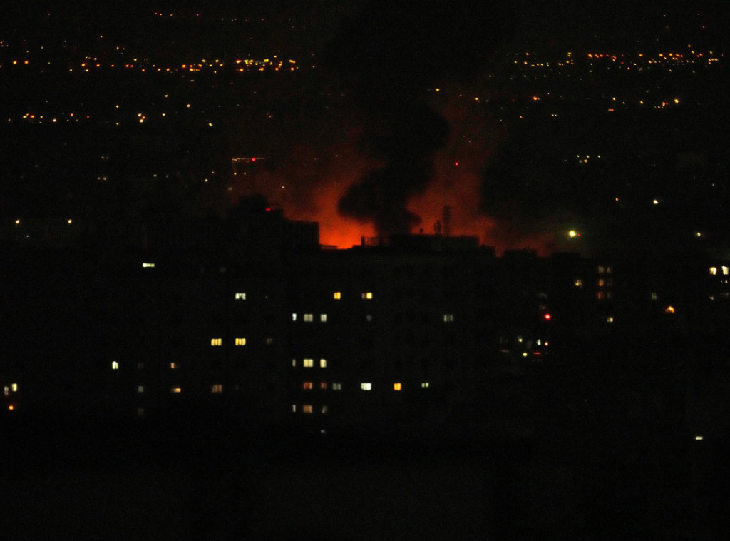 Iranski Crveni polumesec: Rizik od toksičnih kiša nakon eksplozija u naftnim objektima