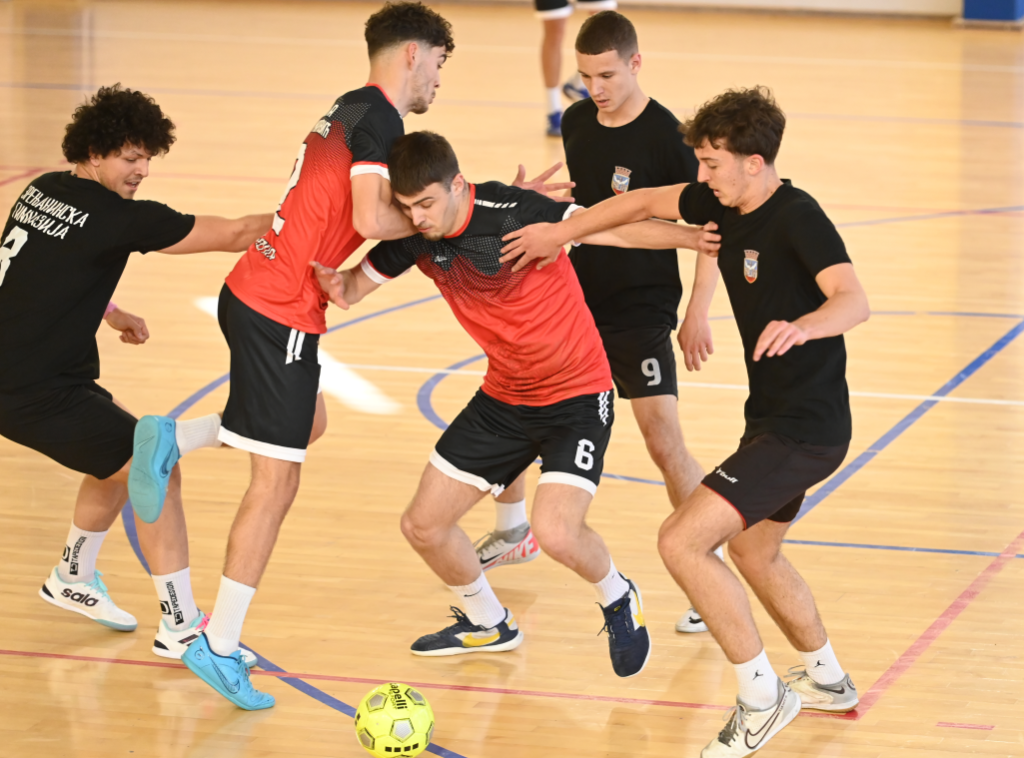 Počelo Državno školsko prvenstvo u futsalu u Staroj Pazovi
