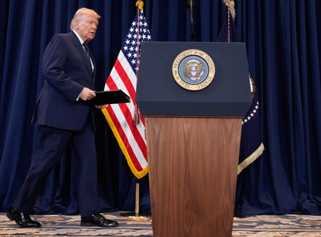 Donald Tramp: Ako Iran zatvori Ormuski moreuz, SAD će ih gađati 20 puta jače