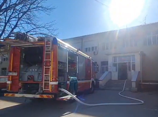 Čačak: Požar na Neonatologiji Opšte bolnice u Čačku, bebe evakuisane