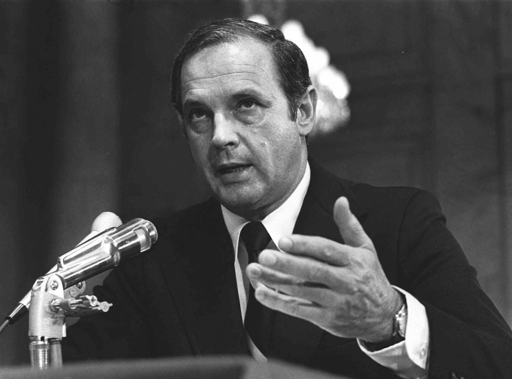 Preminuo Aleksandar Baterfild, ključni svedok skandala Votergejt