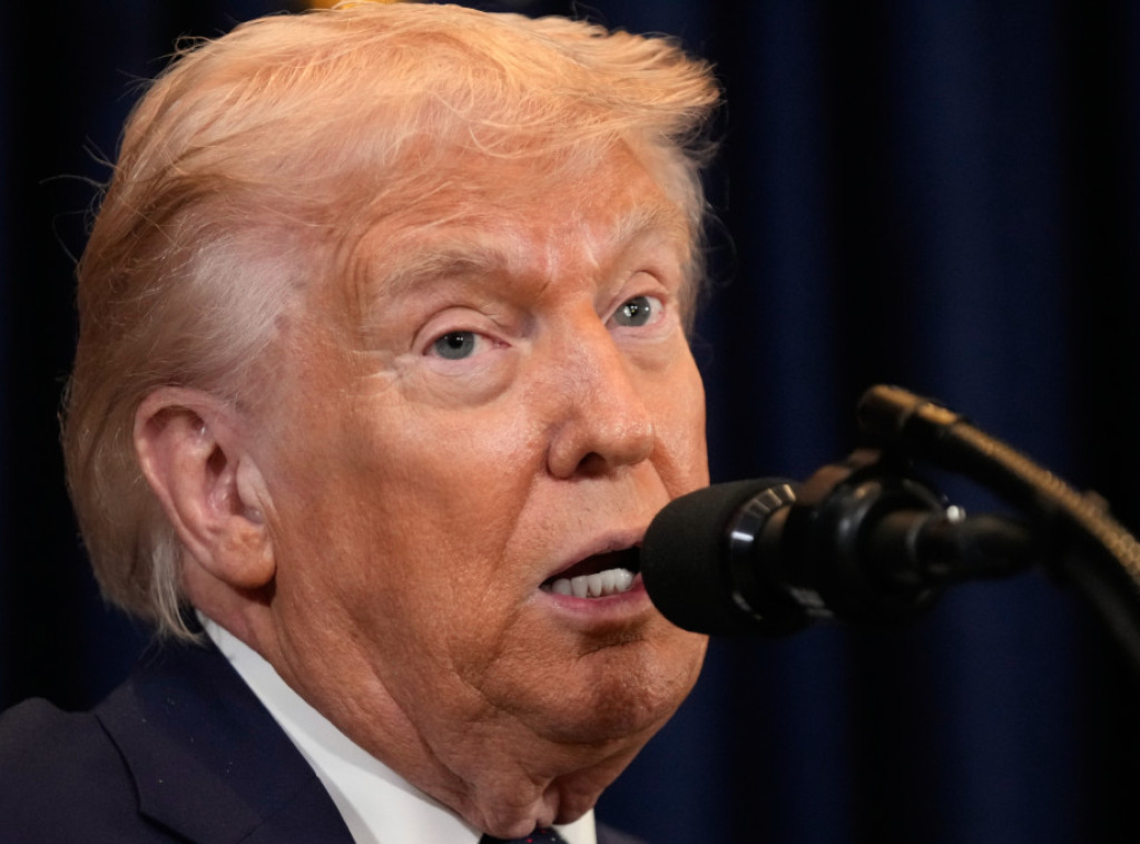 Tramp zatražio da Iran hitno ukloni podvodne mine iz Ormuskog moreuza