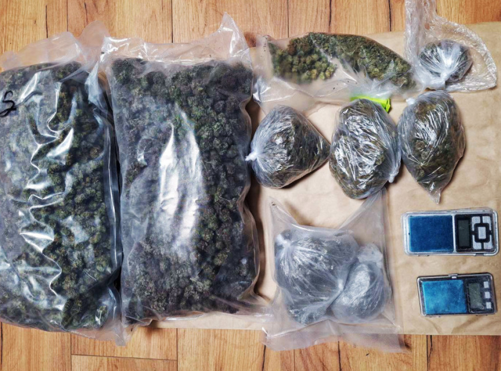 MUP: Uhapšen V. T. zbog proizvodnje i stavljanja u promet opojnih droga