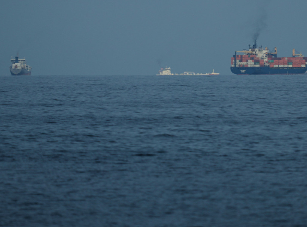 Blumberg: Evakuacija u Omanu i napadi na tankere u Iraku pojačavaju krizu na tržištu nafte