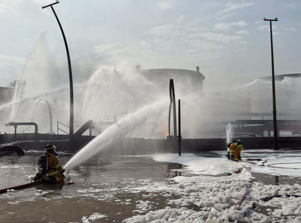 Veliki požar u skladištu goriva u Bahreinu posle iranskog napada