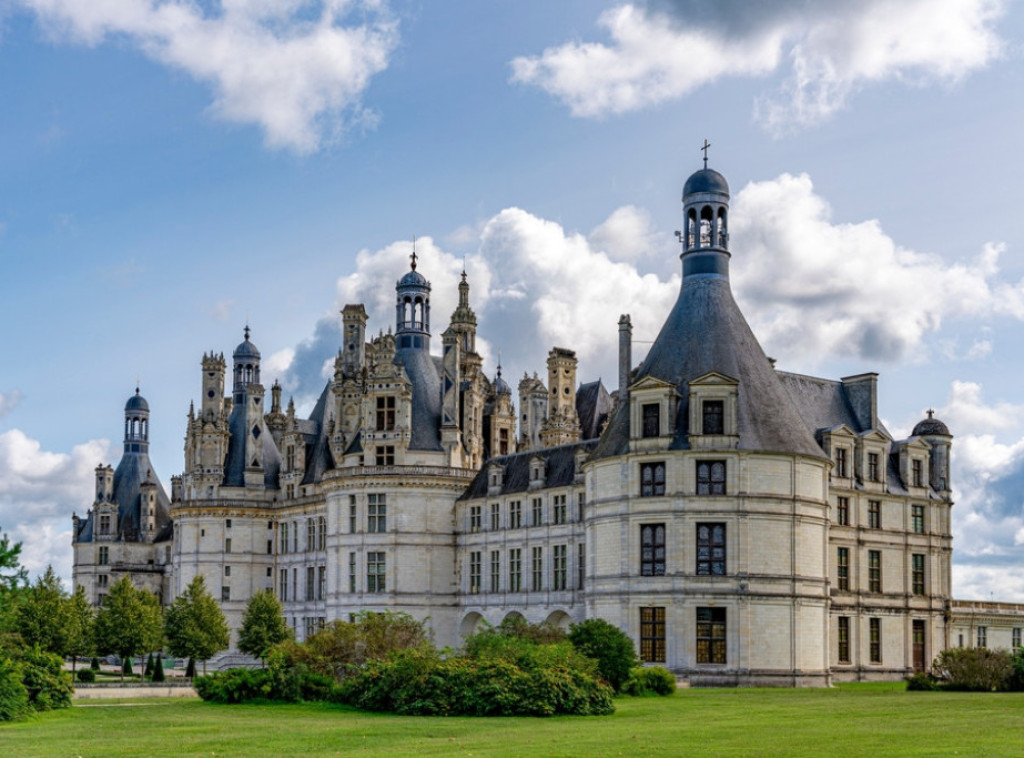 Francuska: Krilo u dvorcu Šambor preti da se uruši, u toku projekat obnove