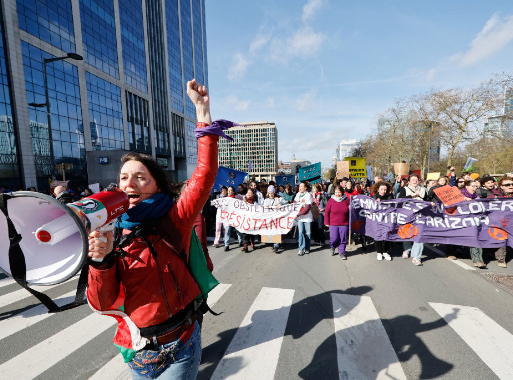 Više desetina hiljada ljudi protestovalo u Briselu protiv mera štednje vlade