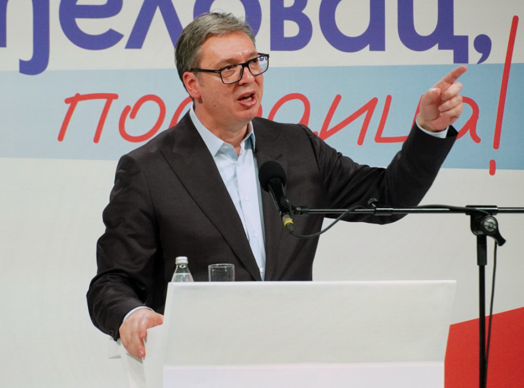 Vučić: Pripremni radovi za izgradnju auto-puta Vožd Karađorđe počinju u maju, neophodna nam je stabilnost