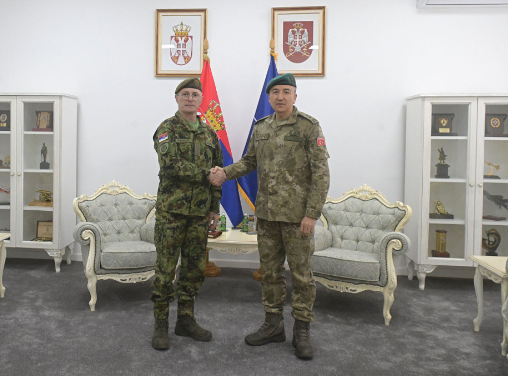 Mojsilovic meets with KFOR commander