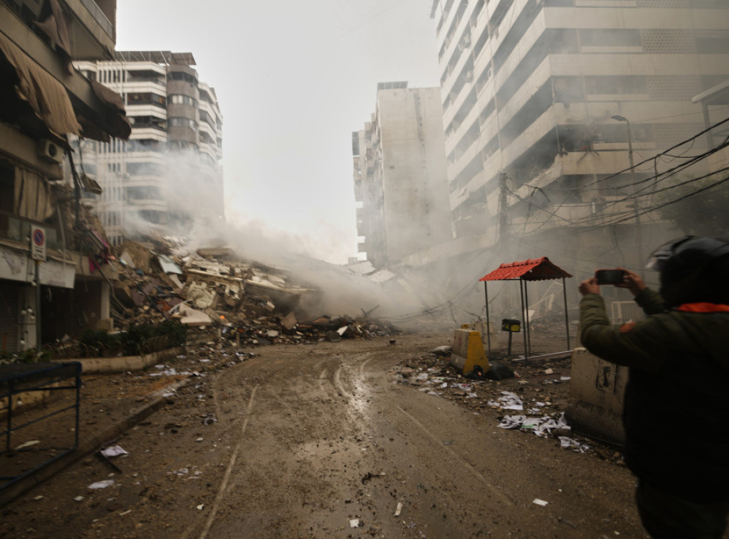IDF: Tokom vazdušnih napada u Libanu pogođeni raketni bacači Hezbolaha