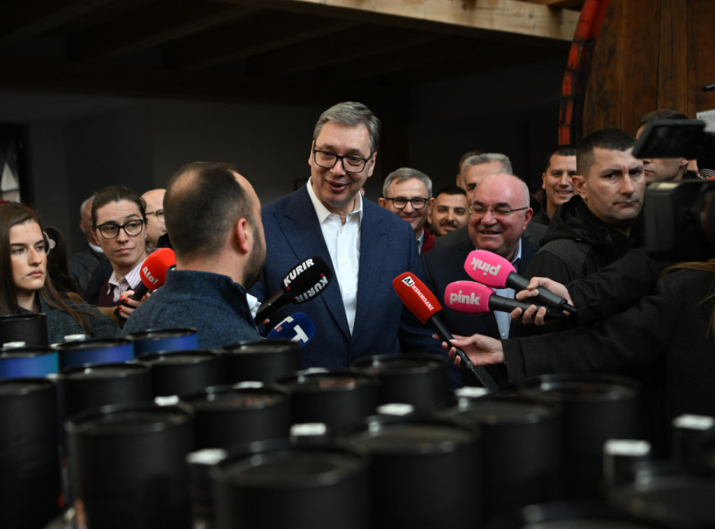 Aleksandar Vučić: Pre tačno godinu pokušali da sruše Srbiju , pobedila je Srbija, pozivam na ujedinjenje