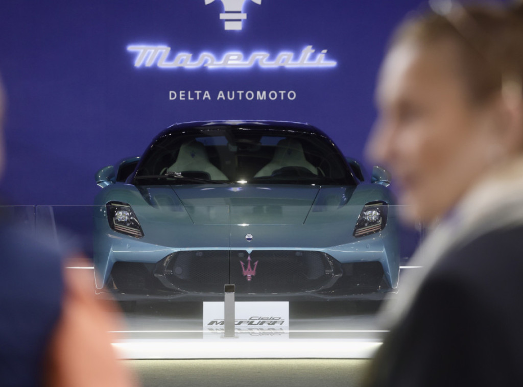 Novi modeli Maserati MCPURA Cielo i BMW iX3 premijerno predstavljeni na Beogradskom sajmu