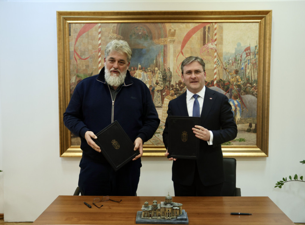 Nikola Selaković i Milivoj Ranđić potpisali ugovor za obnovu Hilandara vredan 138,5 miliona dinara