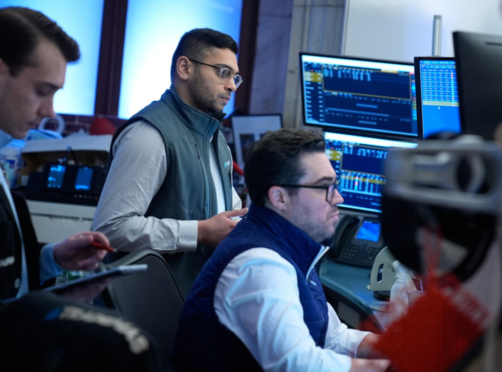 Evropske akcije u plusu uprkos rastu cena nafte iznad 100 dolara po barelu