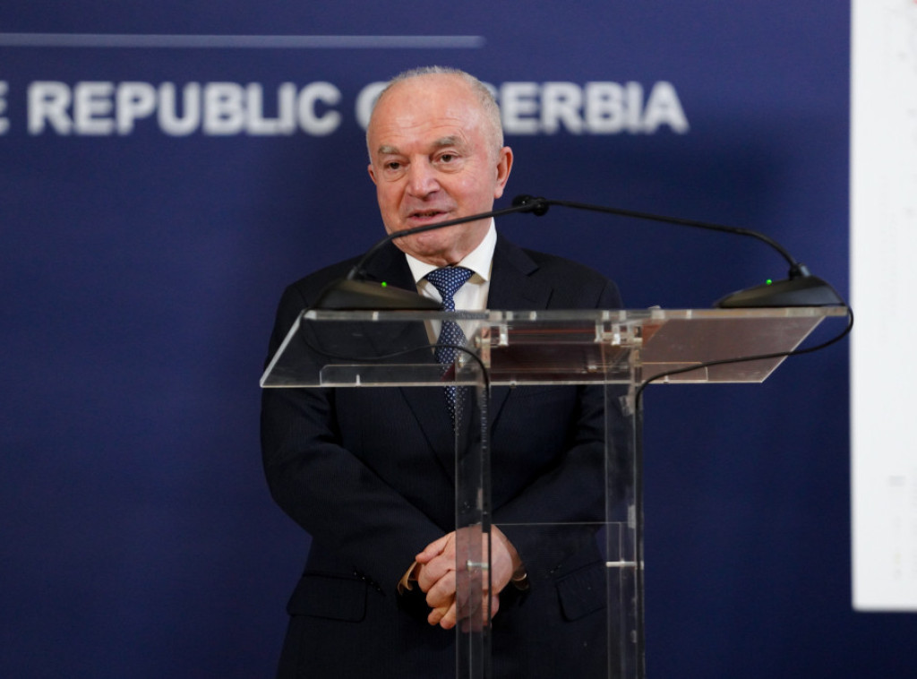 Alijev: Azvirt ne gradi samo mostove i puteve već večne spone između dva naroda