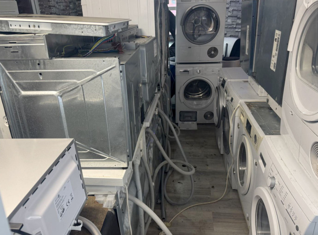 MUP: Krivične prijave protiv tri muškarca zbog ilegalne trgovine belom tehnikom