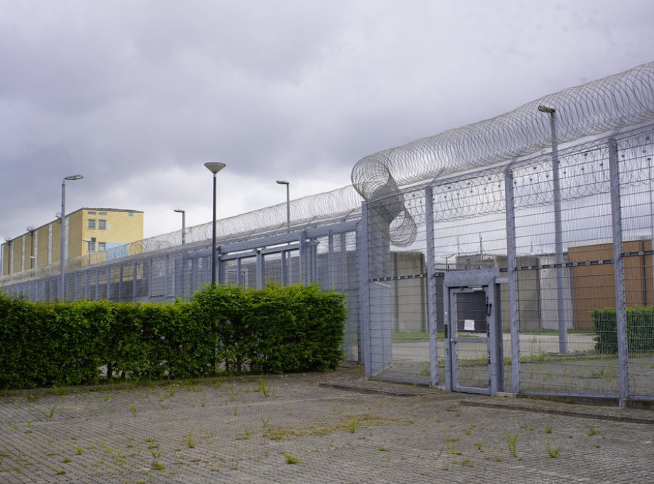 Sud u Nemačkoj potvrdio otkaz službenici zbog veze sa zatvorenikom