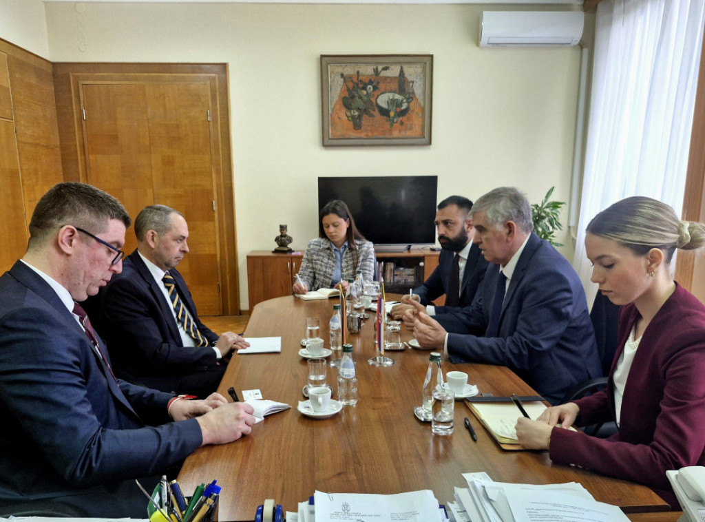 Beriša razgovarao sa Angelovim o jačanju saradnje između Srbije i Bugarske