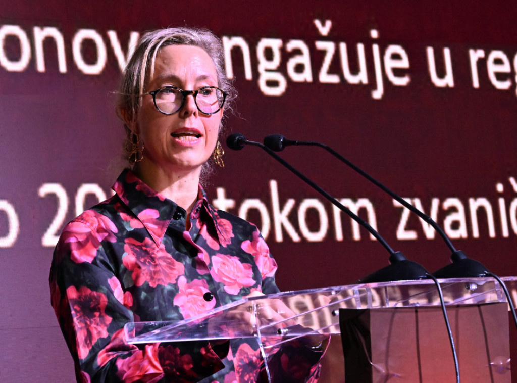 Florans Ferari pozvala učesnike gala večeri u organizaciji Francusko-srpske privredne komore da učestvuju na Ekspu 2027.