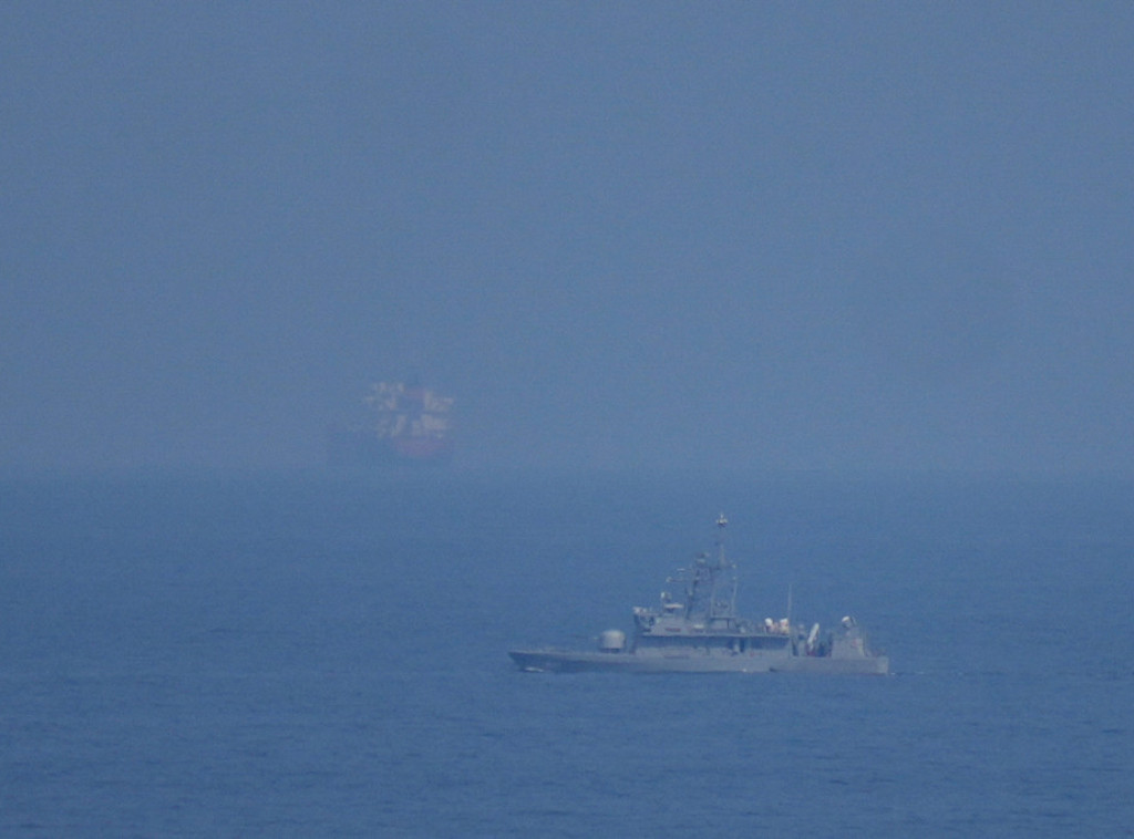 Aksios: SAD razmatraju zauzimanje iranskog ostrva Harg radi otvaranja Ormuza