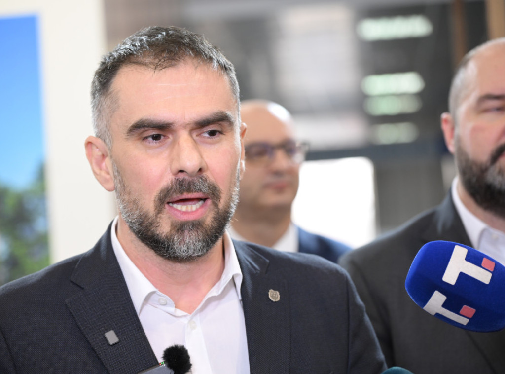 Mićin razgovarao sa Pejovskim o obeležavanju 80 godina od doseljavanja Makedonaca