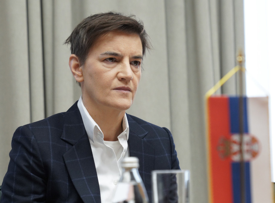 Brnabić: Transparent Demokratske stranke je skinut sa Skupštine na moju inicijativu, zgrada je kulturno dobro