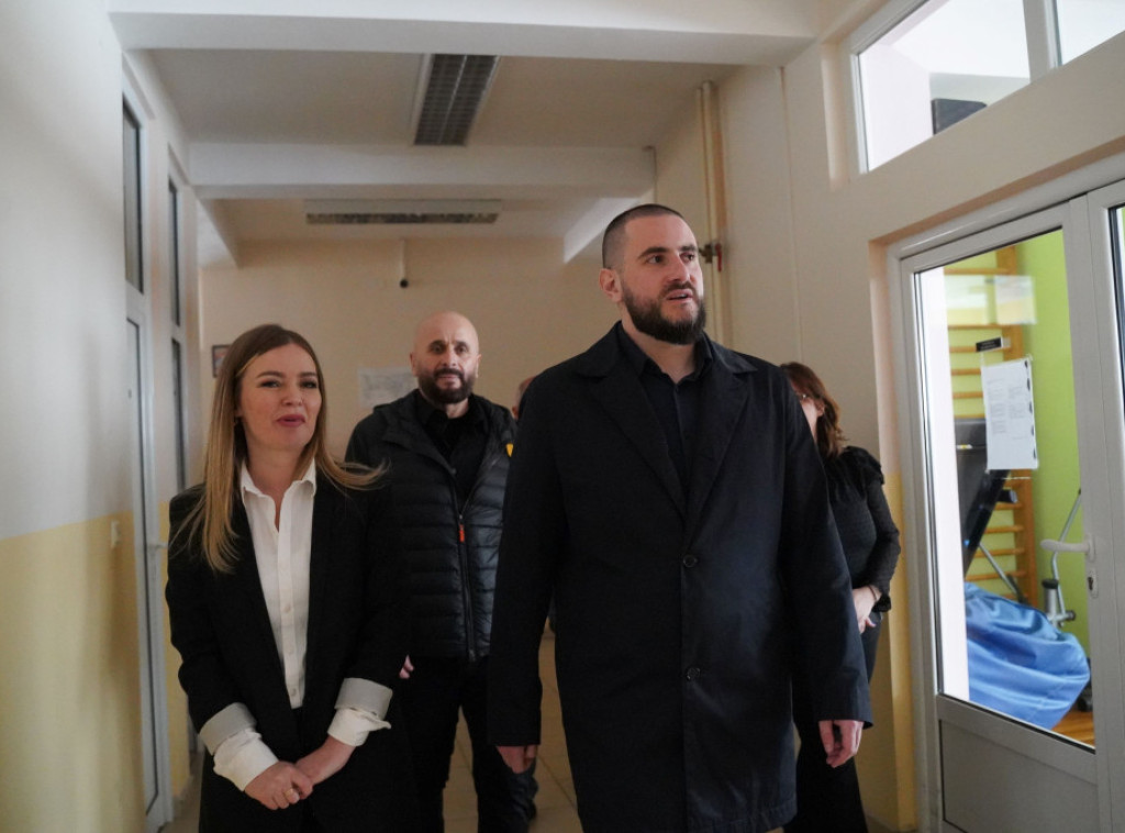 Usame Zukorlić posetio ustanove za osobe sa smetnjama u razvoju