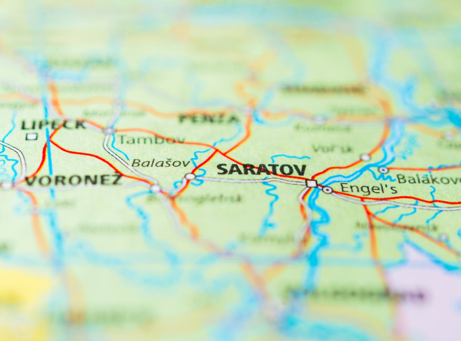 Ukrajina napala rafineriju u Saratovu, tvrdi da je oštećena infrastruktura