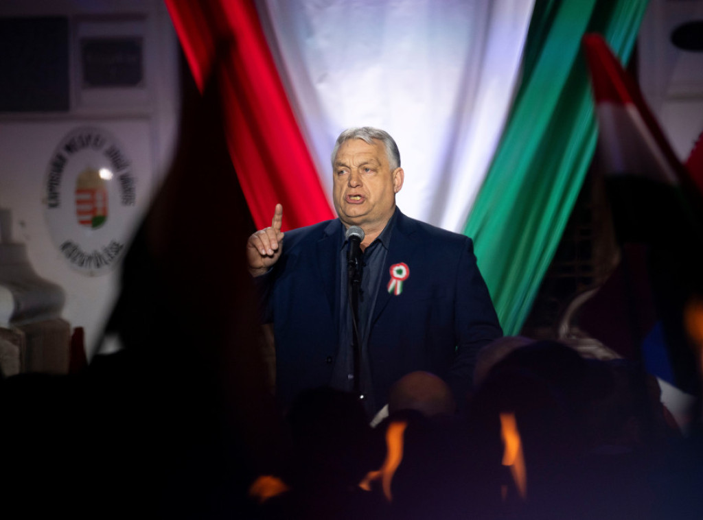 Orban: Brisel gurnuo Evropu u neodrživost, prioritet bili migranti a ne građani EU