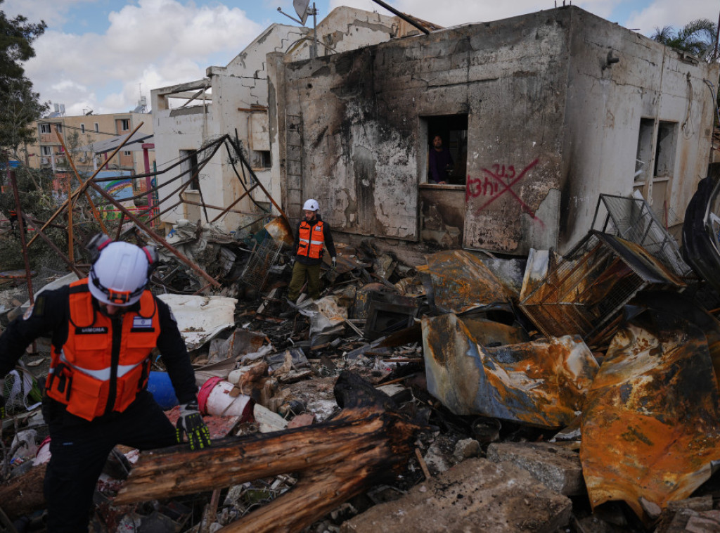 Od početka rata Iran ispalio više od 400 raketa na Izrael, UAE presreli 345 raketa