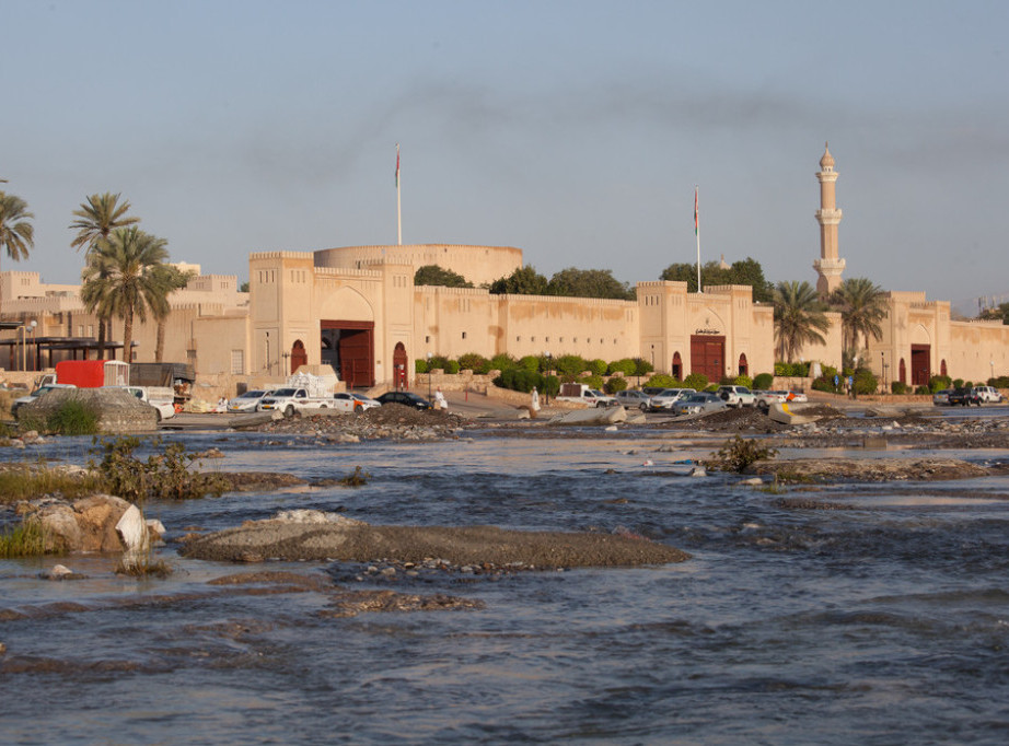 U poplavama u Omanu poginule četiri osobe