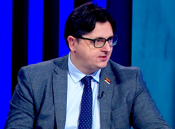 Uglješa Mrdić: Poštovaćemo mišljenje Venecijanske komisije u skladu sa interesima Srbije i Ustavom