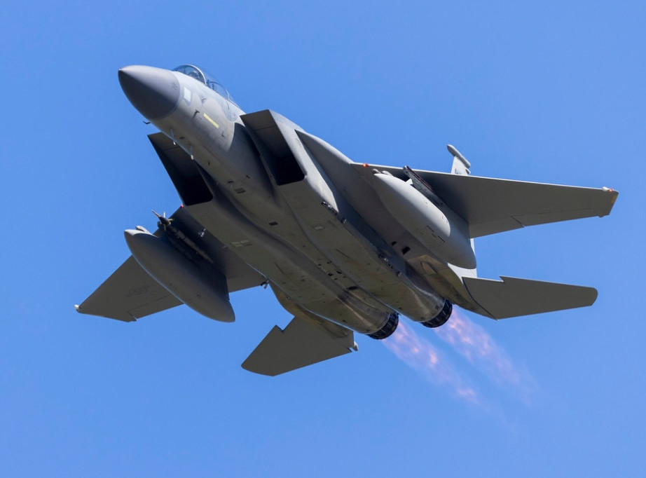 Izvori: F-15 oboren prošlog meseca iznad Irana verovatno pogođen kineskom raketom