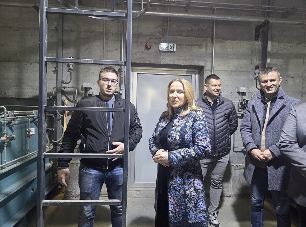 Ministarka Paunović obišla JP "Jedinstvo" u Kladovu