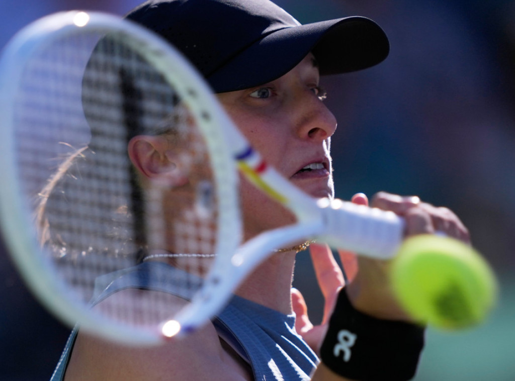 Poljska teniserka Iga Švjontek raskinula saradnju sa trenerom Vimom Fisetom