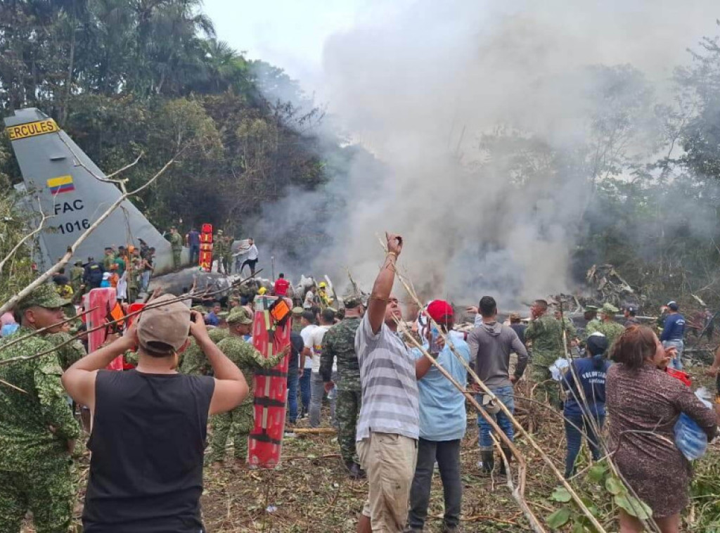 Najmanje osam žrtava u padu vojnog aviona u Kolumbiji, više od 80 povređeno