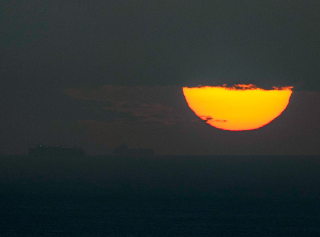 Blumberg: Iran navodno naplaćuje prolaz kroz Ormuski moreuz