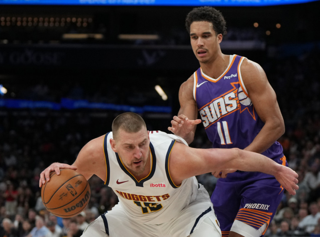 Košarkaši Denvera nadigrali Finiks, novi tripl-dabl Jokića