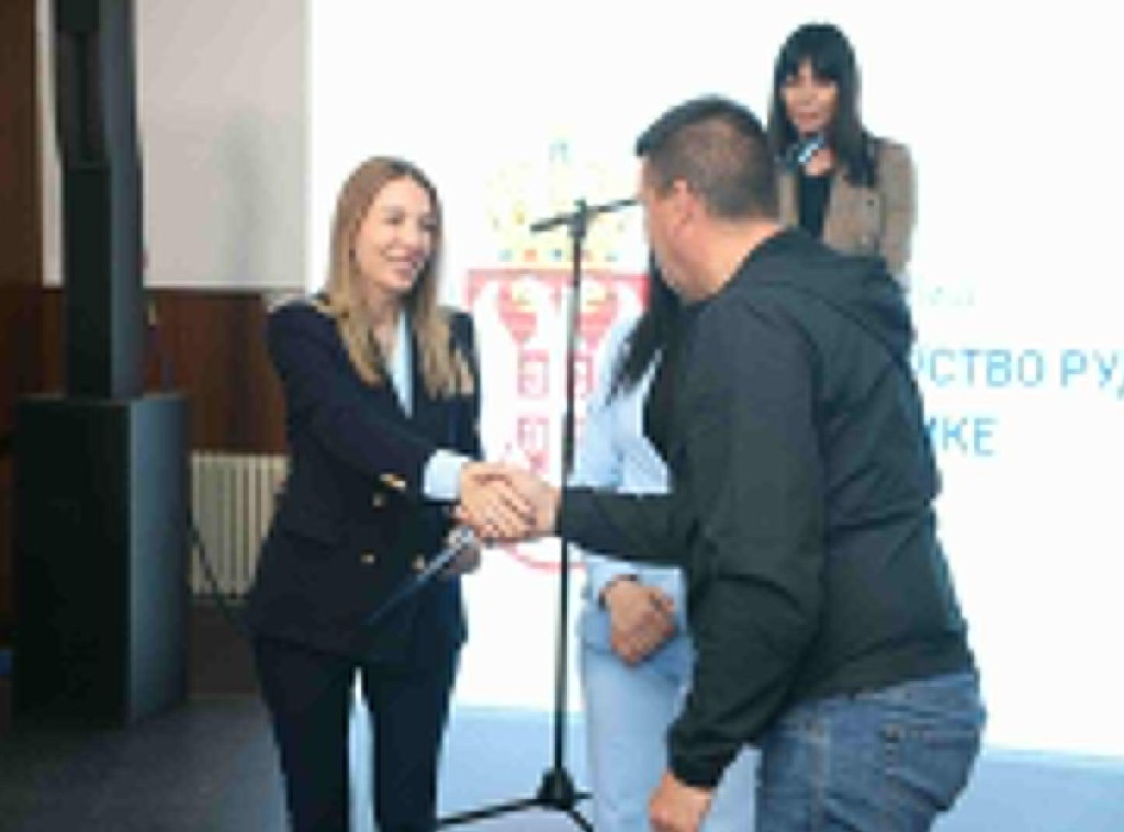 Đedović dodelila 103 ugovora građanima u Smederevskoj Palanci za energetsku sanaciju domaćinstva