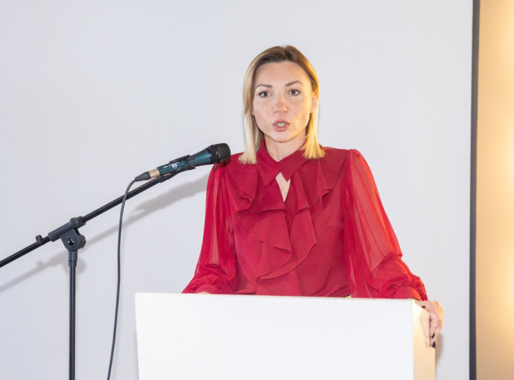 Macura: Mediji moraju da budu partner socijalnim radnicima u kriznim situacijama