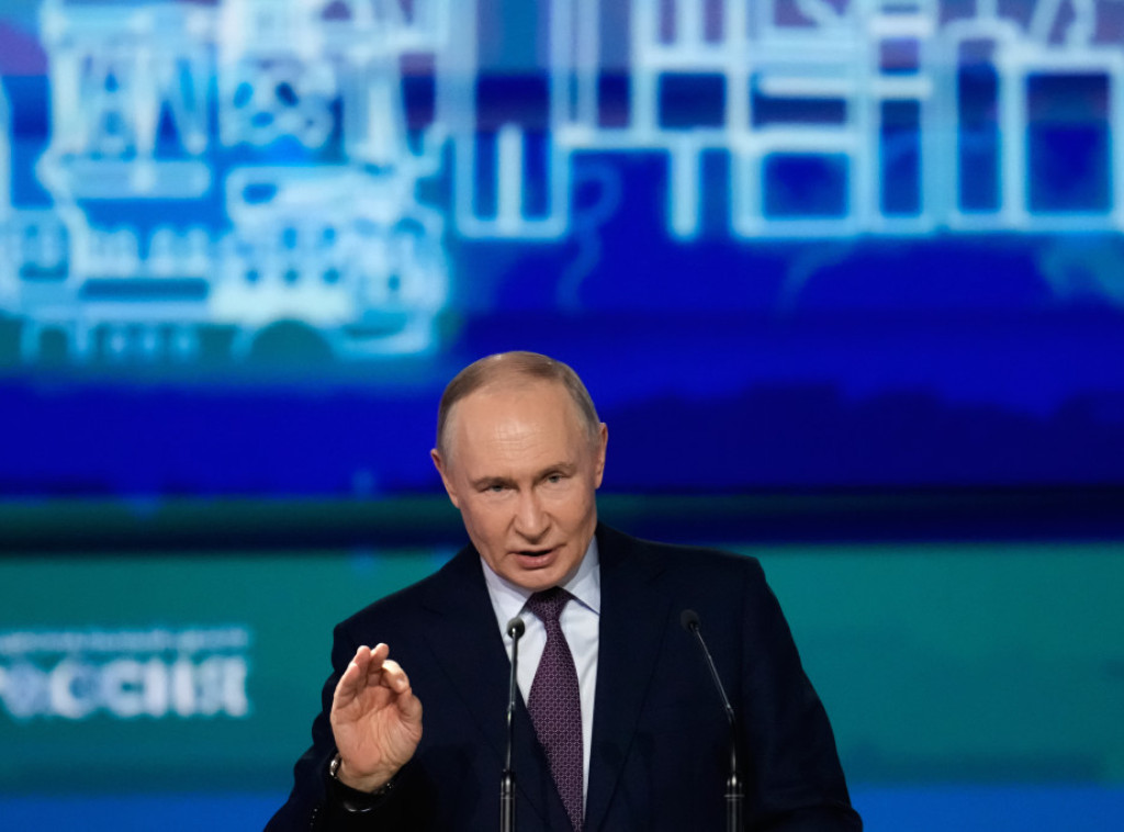 Fajnenšel tajms: Putin traži od oligarha da finansijski pomognu budžet zbog troškova rata