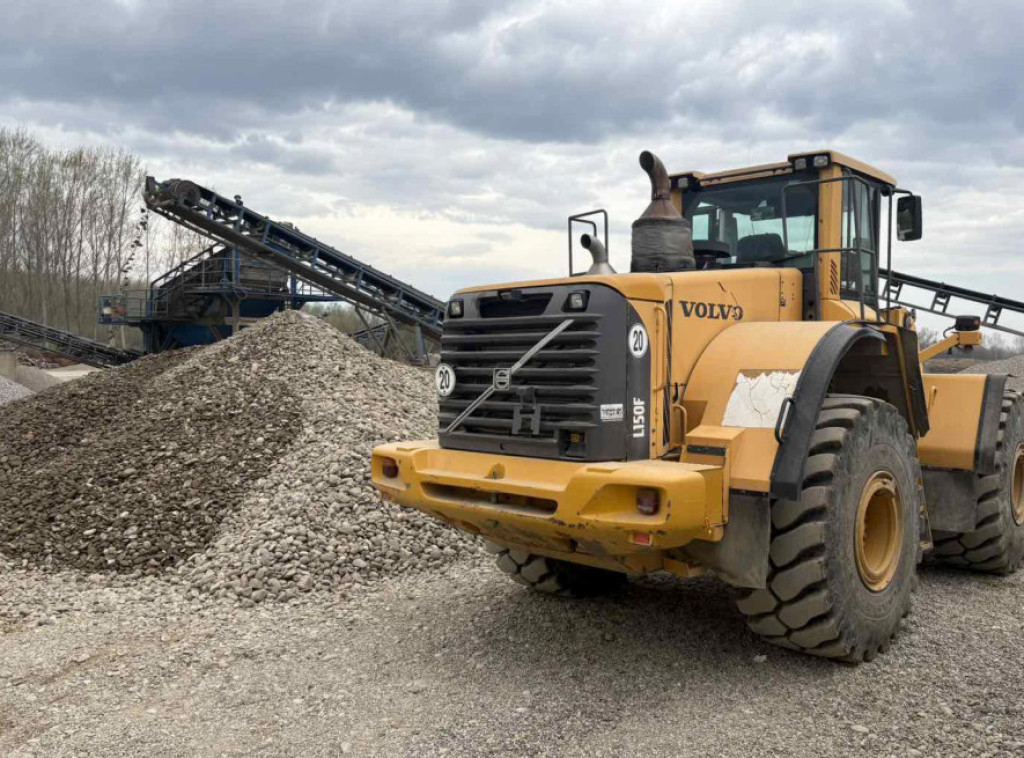 Uhapšen osumnjičeni da je iskopavao pesak i šljunak na Drini i Jadru