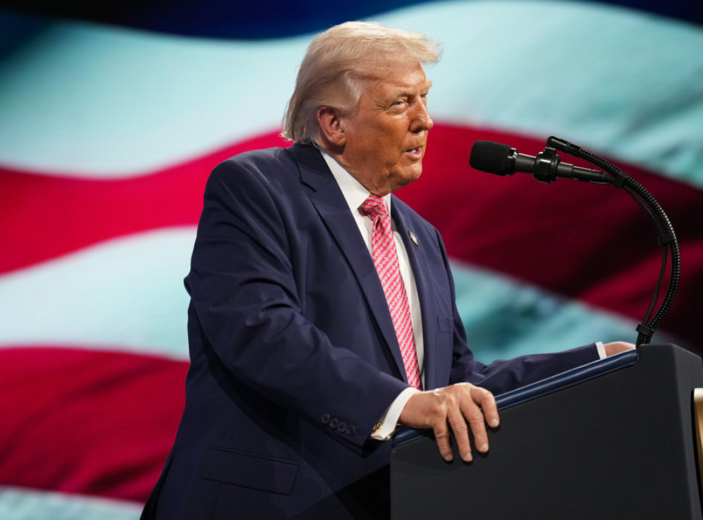 Tramp najavio poraz Irana, nazvao Ormuski moreuz "Trampov moreuz"