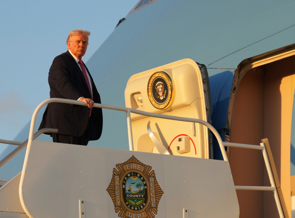 Tramp u govoru o vojnim uspesima SAD-a: Kuba je sledeća