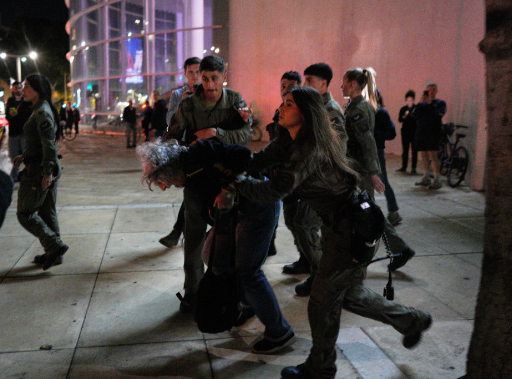 Izraelska policija uhapsila najmanje 18 ljudi tokom protesta zbog rata sa Iranom