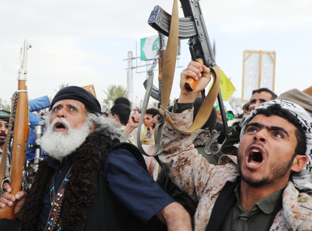 Francuska osudila napade jemenskih Huta na Izrael kao "neodgovorni čin"