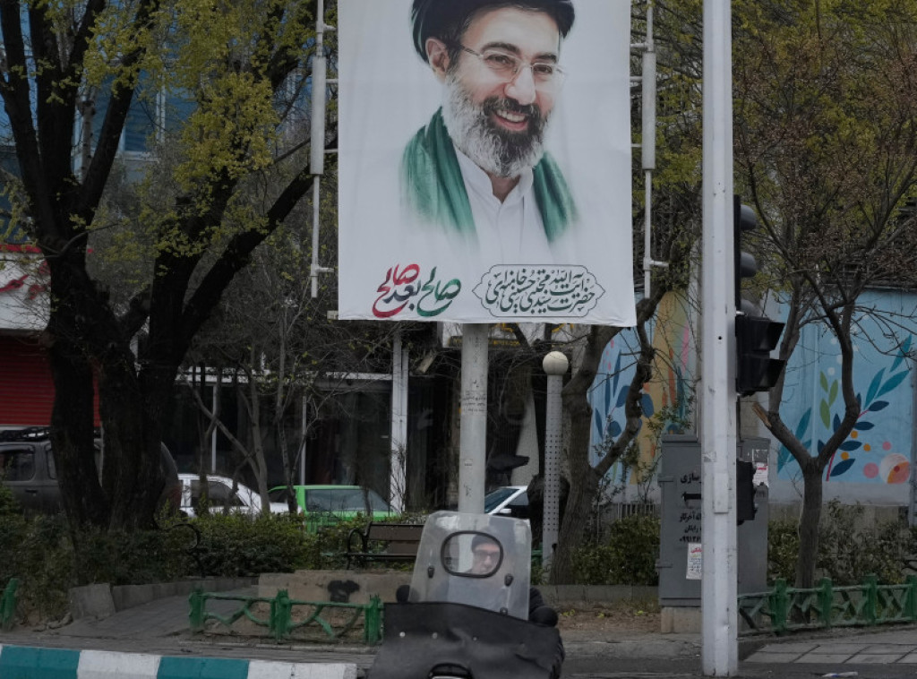 Vrhovni vođa Irana Modžtaba zahvalio iračkom narodu i verskim liderima na podršci