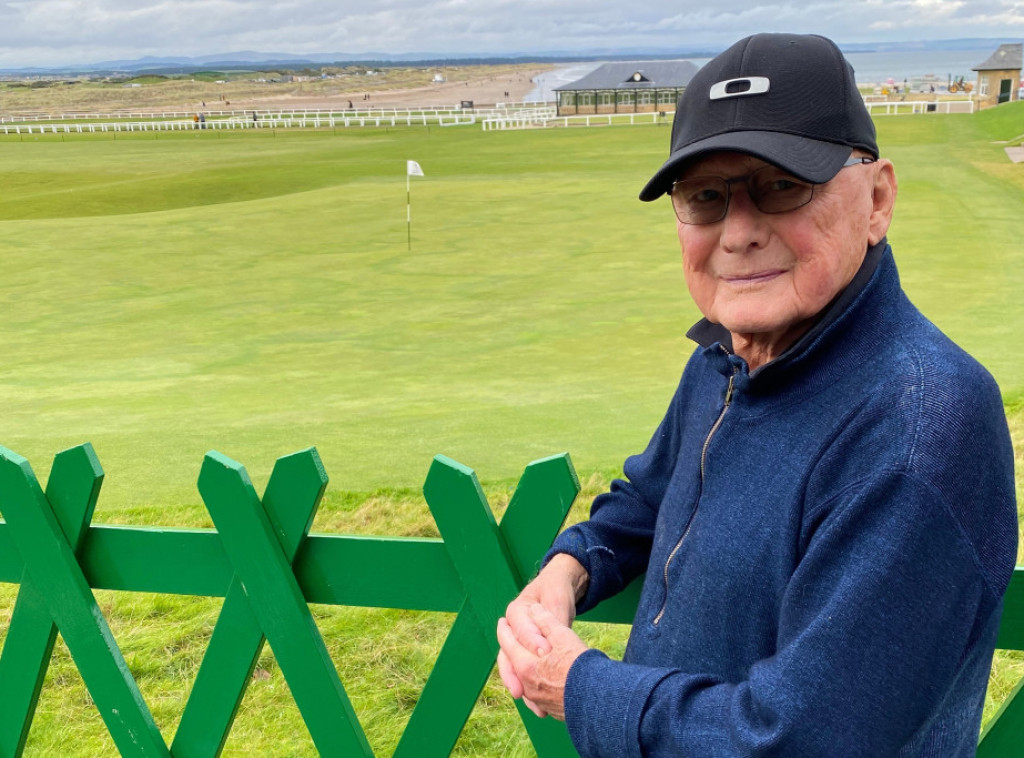 Preminuo glumac Džejms Tolkan, zvezda filmova "Top gan" i "Povratak u budućnost"