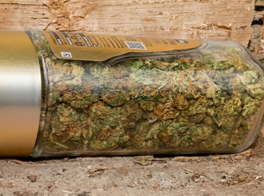 Krivična prijava protiv muškarca kod kog je pronađeno 603 grama marihuane u Sremskoj Mitrovici