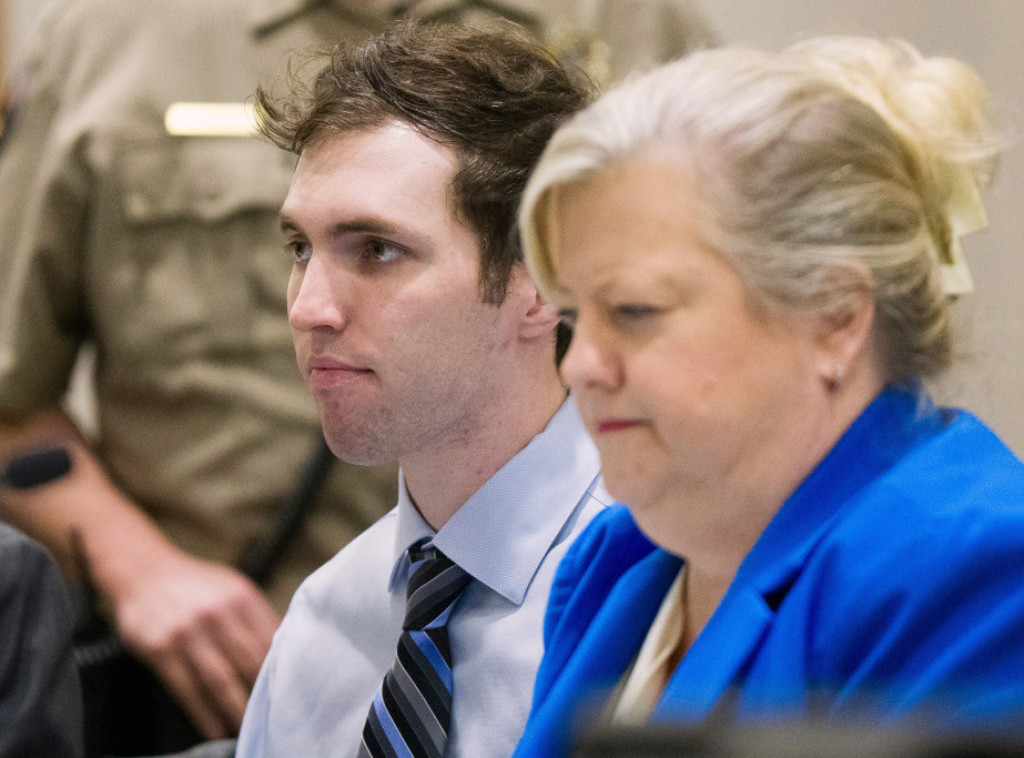 Advokati muškarca optuženog za ubistvo Čarlija Kirka traže odlaganje saslušanja